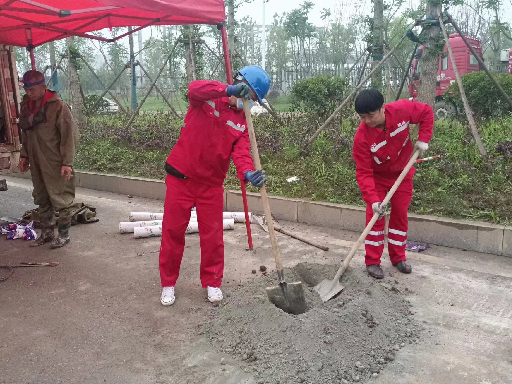 天坛街道管道疏通哪家好】及时进行市政管道清淤