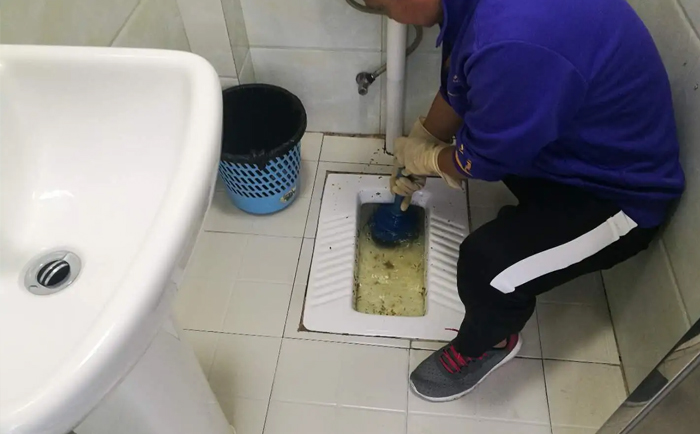 天坛街道疏通蹲坑